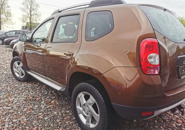 Dacia Duster cena 27990 przebieg: 108251, rok produkcji 2011 z Lubycza Królewska małe 742